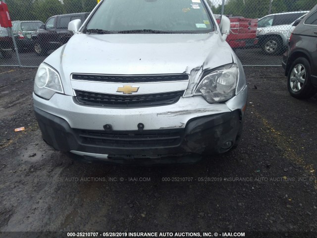 3GNAL2EK3DS640629 - 2013 CHEVROLET CAPTIVA LS 银色 照片 6