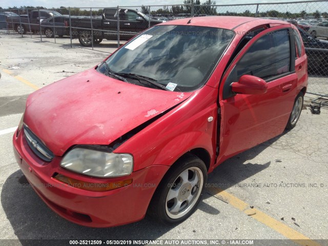 KL1TD66696B535929 - 2006 CHEVROLET AVEO LS RED photo 2