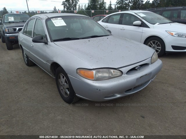 1FAFP13P5XW258547 - 1999 FORD ESCORT SE SILVER photo 1