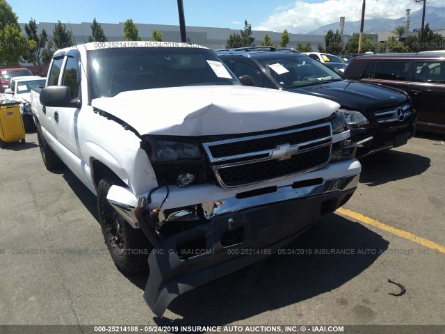 2GCEC13Z961296744 - 2006 CHEVROLET SILVERADO C1500 WHITE photo 6