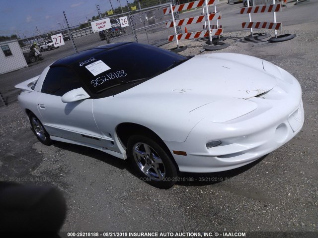 2G2FV22G122143272 - 2002 PONTIAC FIREBIRD FORMULA/TRANS AM WHITE photo 1