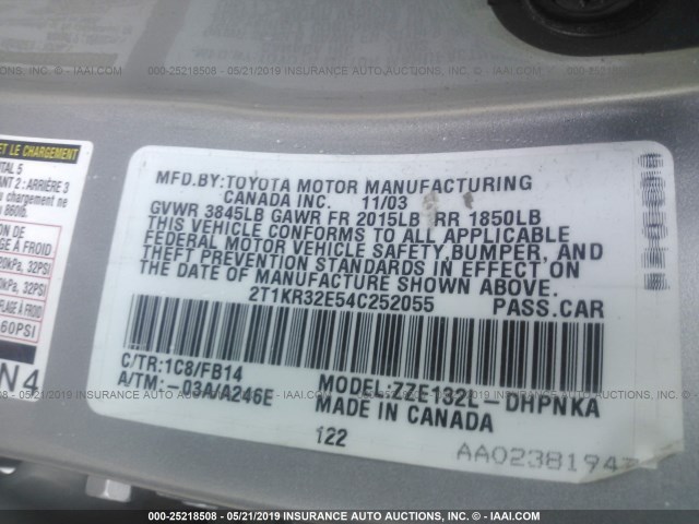 2T1KR32E54C252055 - 2004 TOYOTA COROLLA MATRIX XR 银色 照片 9