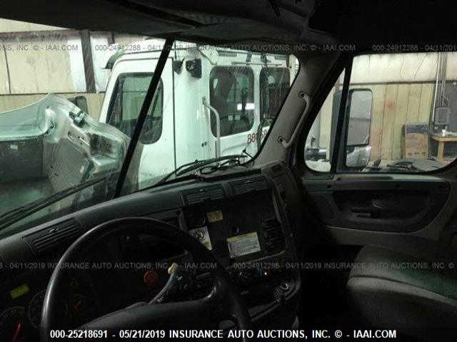 1FUGGBDV6ELFN9565 - 2014 FREIGHTLINER CASCADIA 113  Unknown photo 5