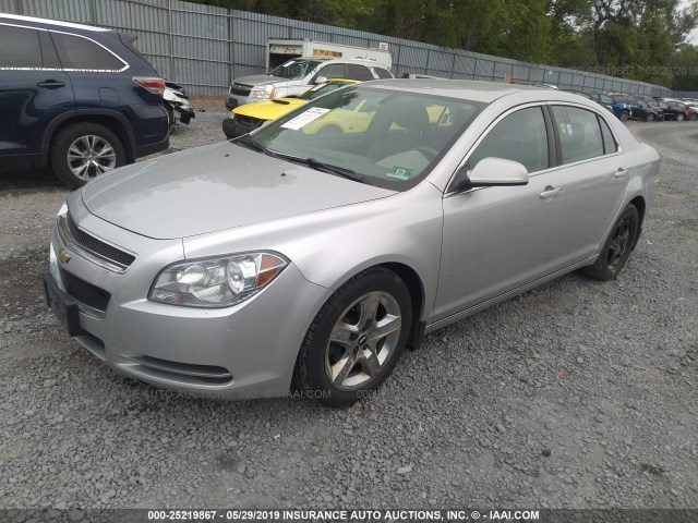 1G1ZC5EB3AF266450 - 2010 CHEVROLET MALIBU 1LT 银色 照片 2