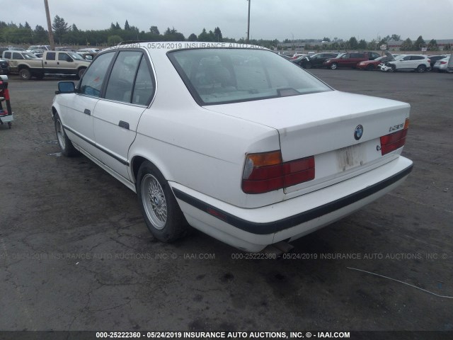 WBAHE2317RGE83754 - 1994 BMW 530 I AUTOMATIC WHITE photo 3