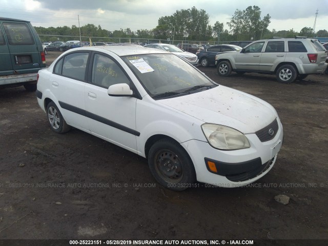 KNADE223196470678 - 2009 KIA RIO LX/SX WHITE photo 1