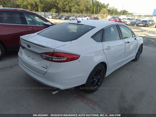 3FA6P0LU7JR212356 - 2018 FORD FUSION SE HYBRID WHITE photo 4