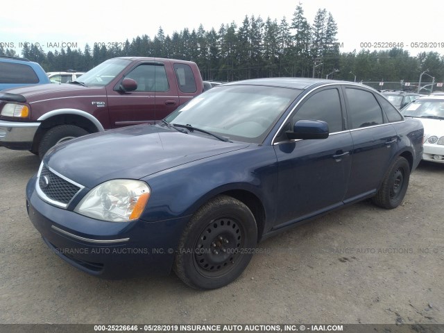 1FAFP26166G187445 - 2006 FORD FIVE HUNDRED SE BLUE photo 2