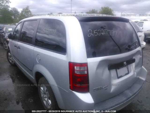 1D8HN44H88B187629 - 2008 DODGE GRAND CARAVAN SE SILVER photo 3