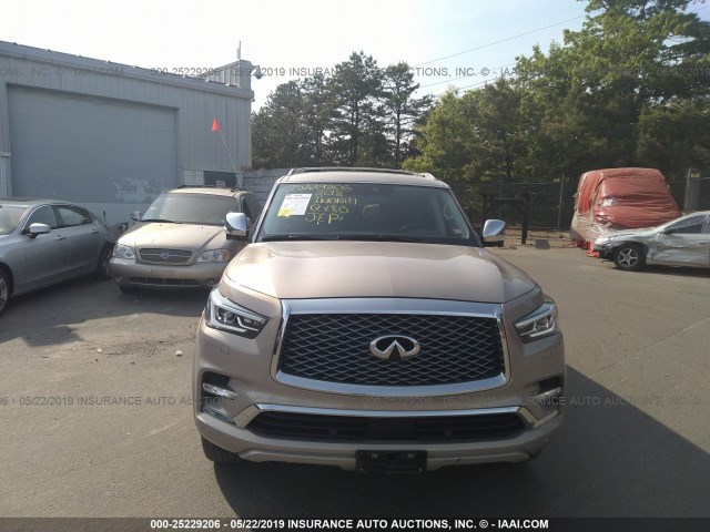 JN8AZ2NC3J9441146 - 2018 INFINITI QX80 SIGNATURE SILVER photo 6