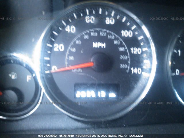 1J8HG48K68C167123 - 2008 JEEP COMMANDER SPORT ნაცრისფერი ფოტო 7