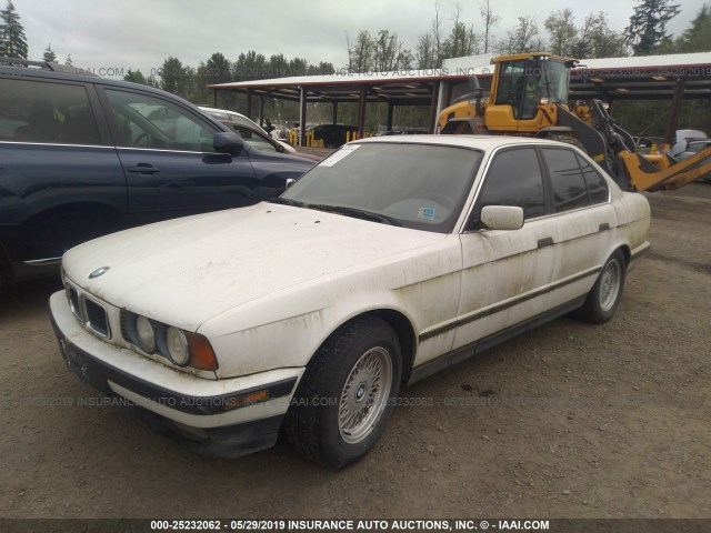 WBAHE6319RGF26188 - 1994 BMW 540 I AUTOMATIC WHITE photo 2