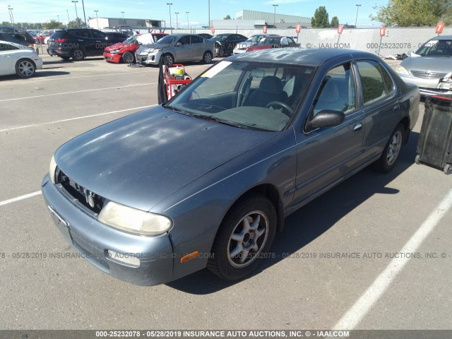 1N4BU31D1RC143069 - 1994 NISSAN ALTIMA XE/GXE/SE/GLE ლურჯი ფოტო 2