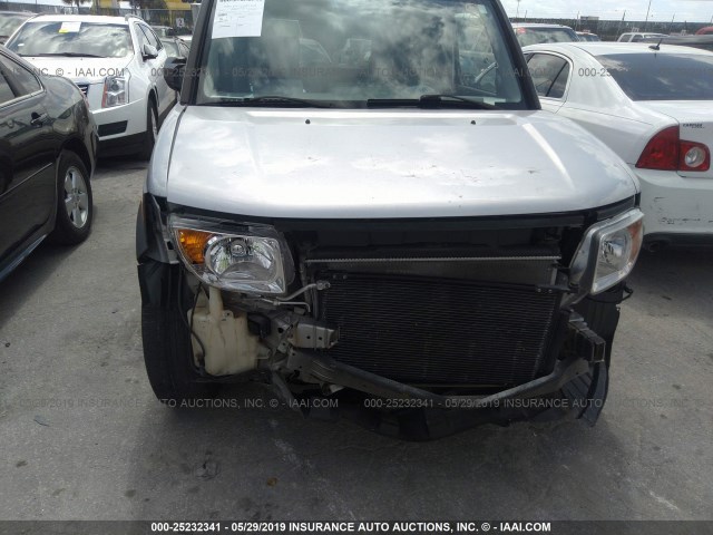 5J6YH18554L005100 - 2004 HONDA ELEMENT EX SILVER photo 6