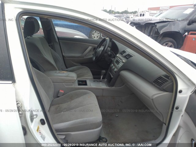 4T1BE46K19U829493 - 2009 TOYOTA CAMRY SE/LE/XLE 白色 照片 5
