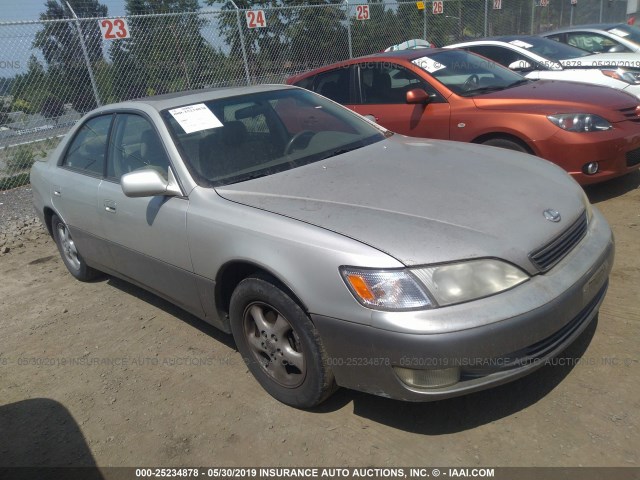 JT8BF28G4W0122971 - 1998 LEXUS ES 300 SILVER photo 1