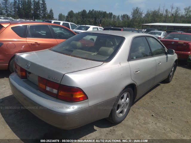 JT8BF28G4W0122971 - 1998 LEXUS ES 300 SILVER photo 4