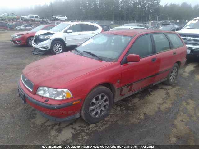 YV1VW2559YF509138 - 2000 VOLVO V40 RED photo 2