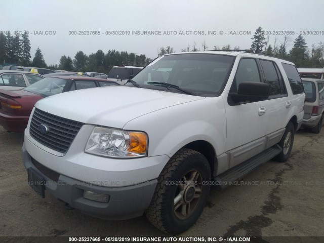 1FMFU16W53LB03204 - 2003 FORD EXPEDITION XLT WHITE photo 2