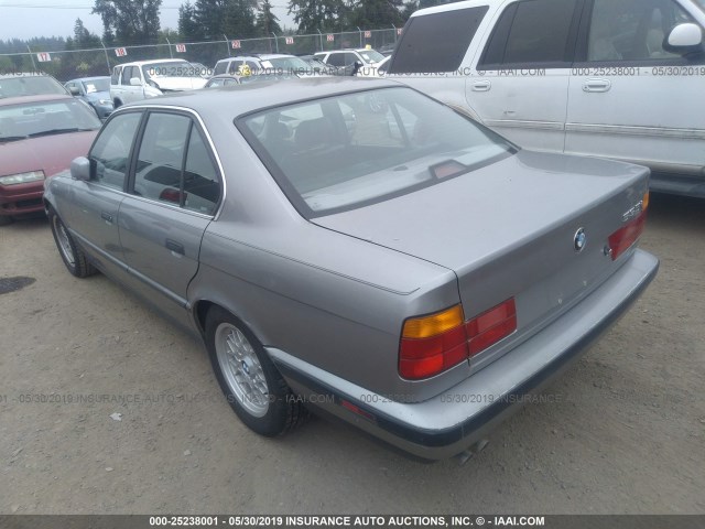WBAHD2316KBF62032 - 1989 BMW 535 I AUTOMATIC SILVER photo 3