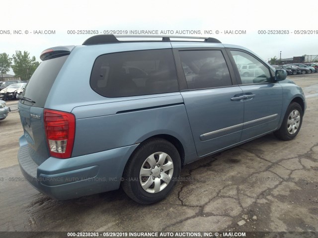 KNDMC233176011770 - 2007 HYUNDAI ENTOURAGE GLS/SE/LIMITED Light Blue photo 4