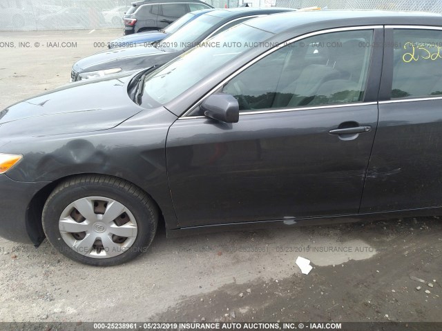 4T1BE46K67U182330 - 2007 TOYOTA CAMRY NEW GENERAT CE/LE/XLE/SE GRAY photo 6