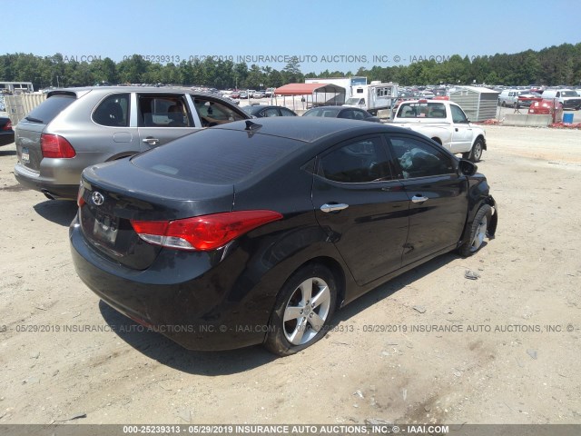 5NPDH4AE9DH211735 - 2013 HYUNDAI ELANTRA BLACK photo 4