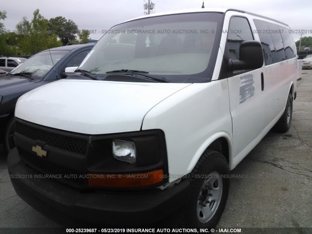 1GNZGXFA4D1183342 - 2013 CHEVROLET EXPRESS G3500 LS WHITE photo 2