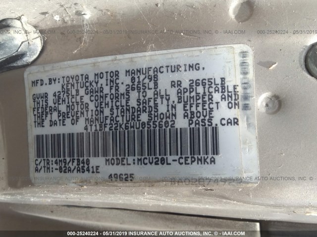4T1BF22K6WU055602 - 1998 TOYOTA CAMRY CE/LE/XLE GRAY photo 9