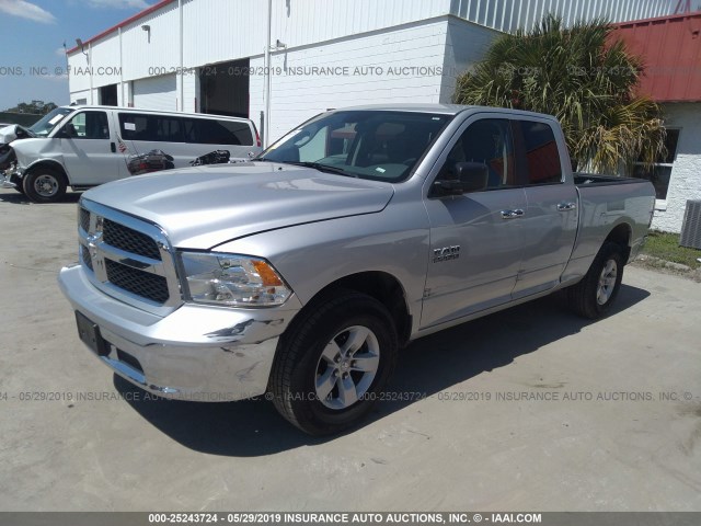 1C6RR7GG4JS300632 - 2018 RAM 1500 SLT SILVER photo 2