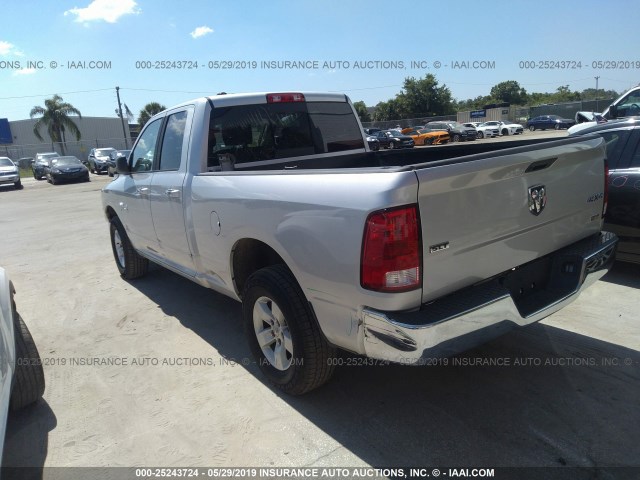 1C6RR7GG4JS300632 - 2018 RAM 1500 SLT SILVER photo 3