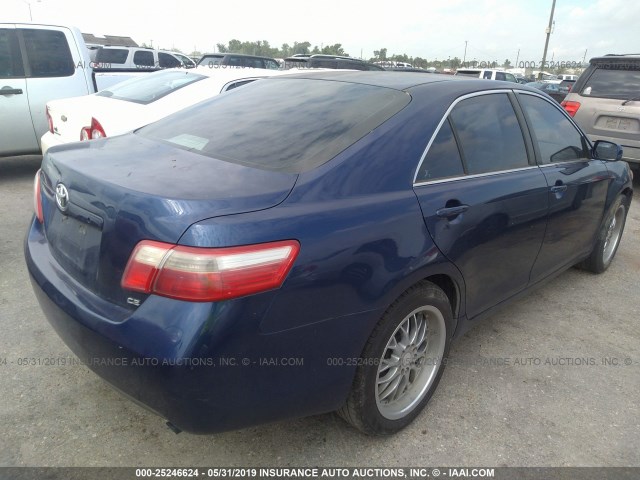 4T1BE46KX7U003447 - 2007 TOYOTA CAMRY CE/LE/XLE/SE BLUE photo 4