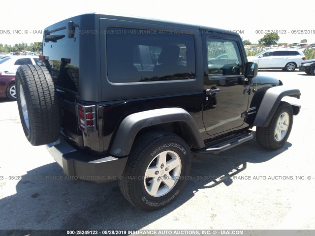 1C4AJWAGXDL670336 - 2013 JEEP WRANGLER SPORT BLACK photo 4