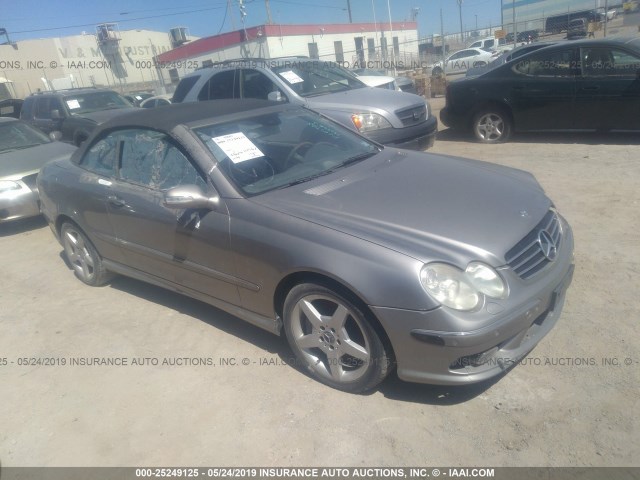 WDBTK75J35F143450 - 2005 MERCEDES-BENZ CLK 500 SILVER photo 1