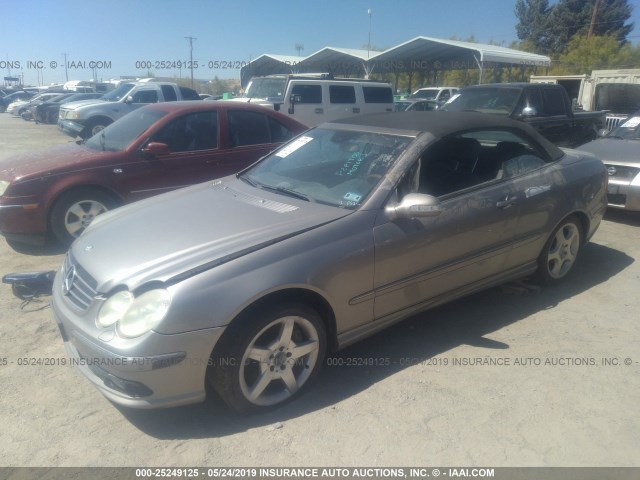 WDBTK75J35F143450 - 2005 MERCEDES-BENZ CLK 500 SILVER photo 2