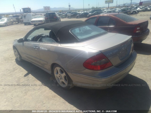 WDBTK75J35F143450 - 2005 MERCEDES-BENZ CLK 500 SILVER photo 3