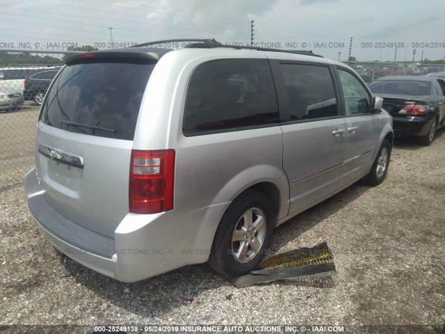 2D8HN54P98R102425 - 2008 DODGE GRAND CARAVAN SXT SILVER photo 4