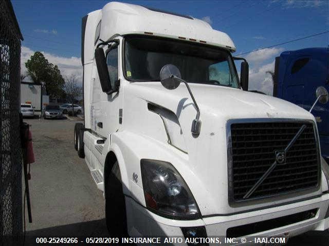 4V4NC9EJ1CN538821 - 2012 VOLVO VN Unknown photo 1