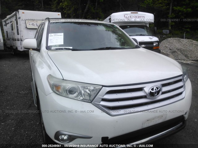 5TDYK3EH8CS078198 - 2012 TOYOTA HIGHLANDER LIMITED WHITE photo 6