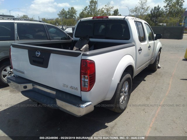 1N6AD0EV7KN706415 - 2019 NISSAN FRONTIER S/SV/SL/PRO-4X WHITE photo 4