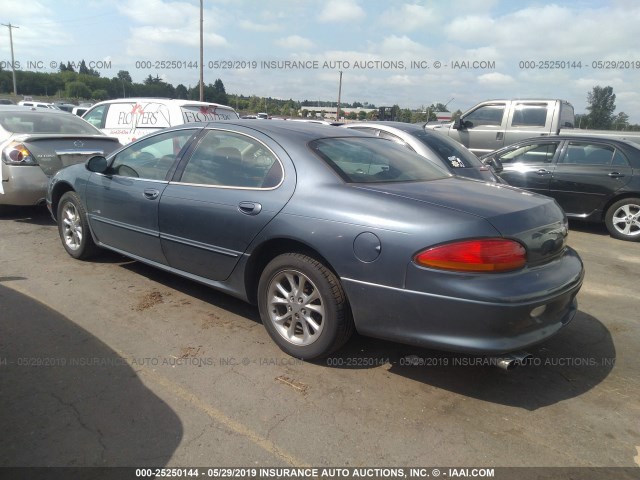 2C3HC56G8YH382303 - 2000 CHRYSLER LHS BLUE photo 3