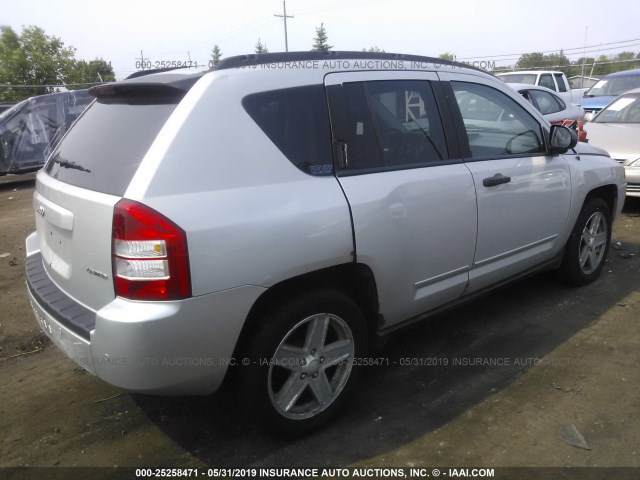 1J8FT57WX7D250933 - 2007 JEEP COMPASS LIMITED SILVER photo 4