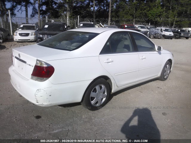 4T1BE32K16U691188 - 2006 TOYOTA CAMRY LE/XLE/SE WHITE photo 4