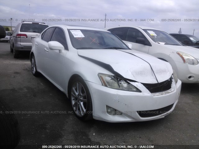 JTHBK262X72042261 - 2007 LEXUS IS 250 WHITE photo 1