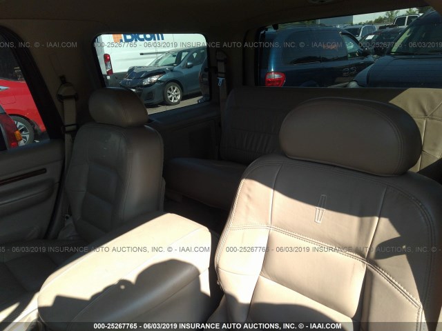 5LMFU28A2YLJ25348 - 2000 LINCOLN NAVIGATOR 红色 照片 8