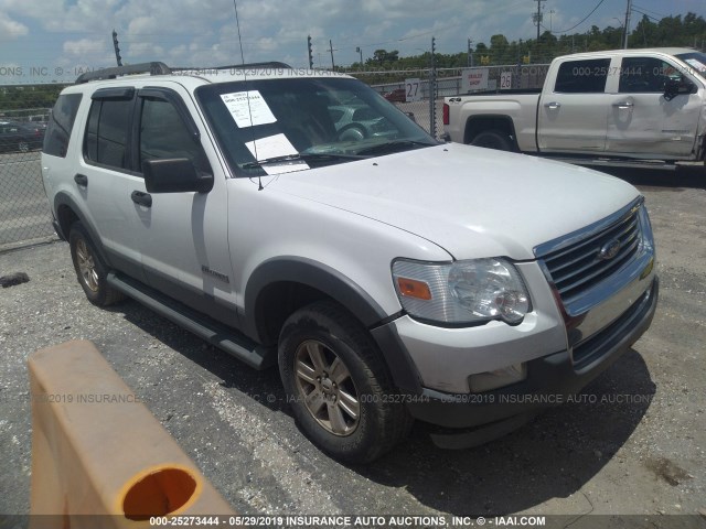 1FMEU63E76UA85422 - 2006 FORD EXPLORER XLT WHITE photo 1