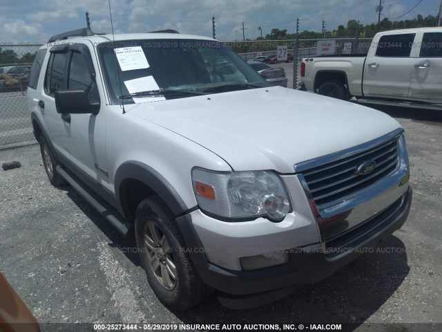 1FMEU63E76UA85422 - 2006 FORD EXPLORER XLT WHITE photo 6