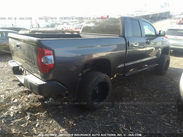 5TFRM5F13FX090432 - 2015 TOYOTA TUNDRA DOUBLE CAB SR/SR5 GRAY photo 4