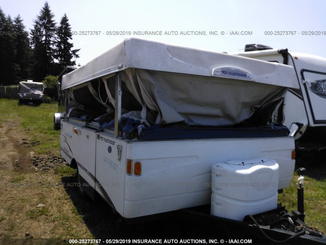 4CE689F1857268035 - 2005 FLEETWOOD CAMPER  WHITE photo 1