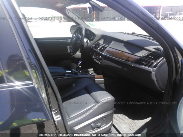 5UXZV8C50D0C15013 - 2013 BMW X5 XDRIVE50I Dark Blue photo 5